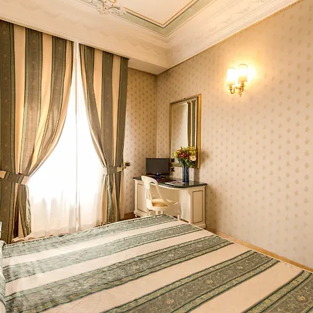 西班牙广场卢米埃尔迪酒店 罗马