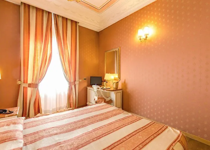 Otel La Lumiere Di Piazza Di Spagna